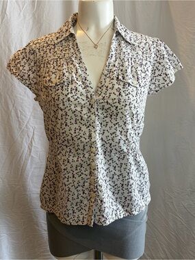 Smart Set White Floral Print Button Down Shirt